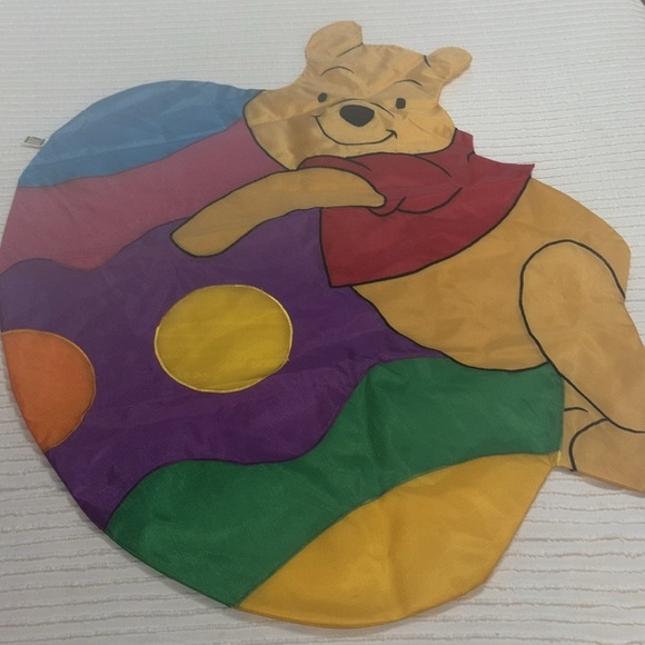 VTG Disney Winnie the Pooh Easter Standard House Flag Wind-sculpt, Shaped Flag - Picture 2 of 7
